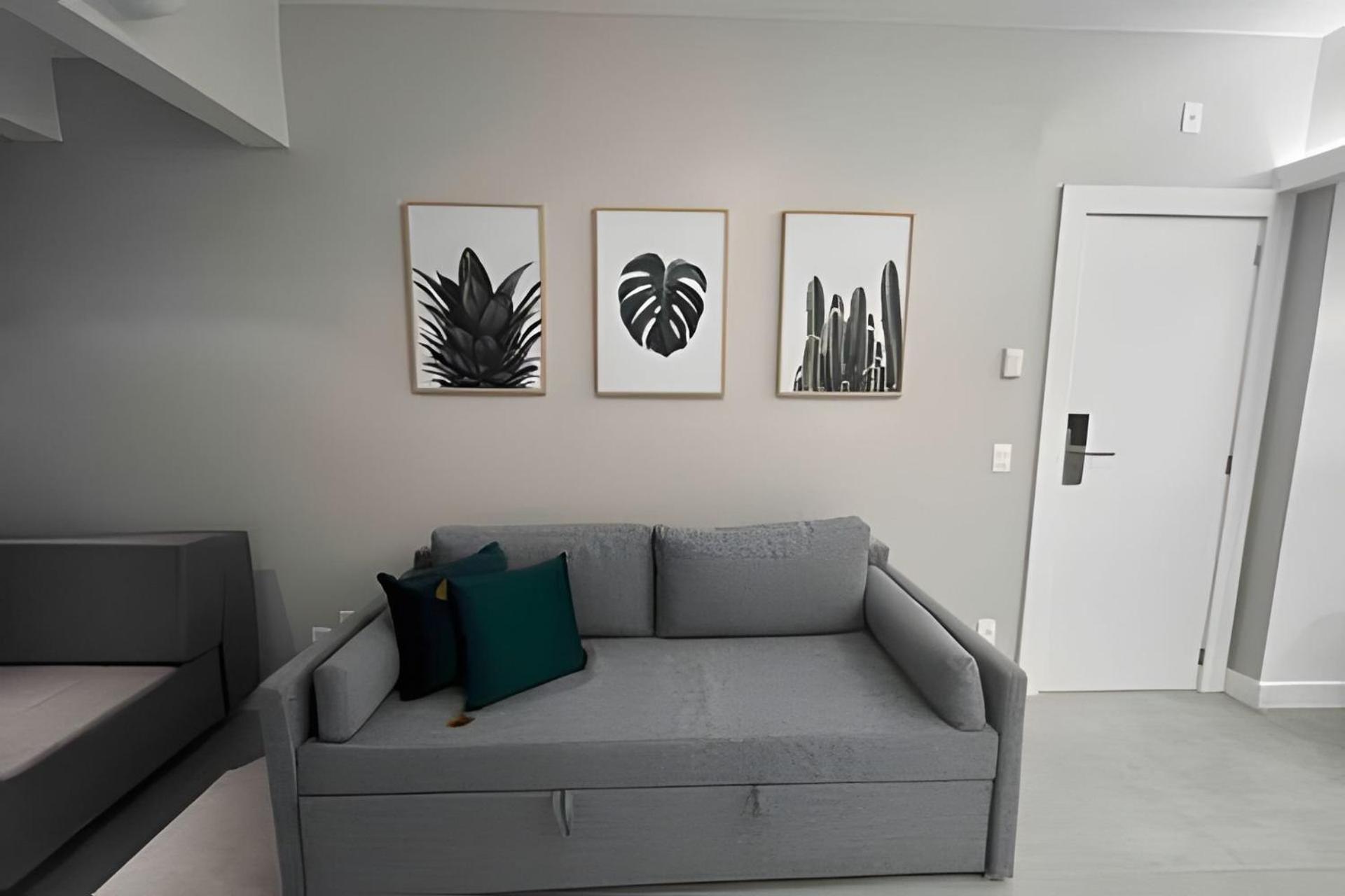 2 Quartos Reformado Na Quadra Da * Rio de Janeiro